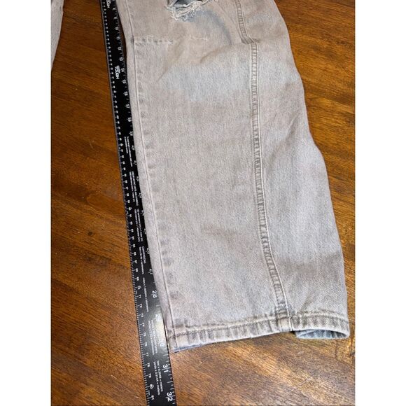 Universal Thread High-Rise Curved Leg Barrel Jeans - Picture 8 of 8